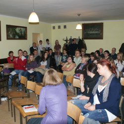 13grudnia-spotkanie-z-internowanymi-w-stanie-wojennym_01