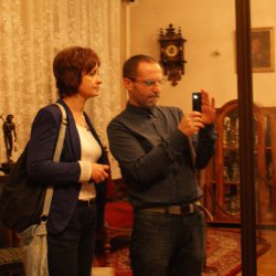 Rodzice dokumentują osięgniacia swych pociech.
