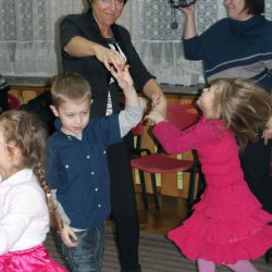 Koncert z okazji Dnia Babci i Dziadka w wykonaniu Akademii Przedszkolaka i zespołu Vocalis
