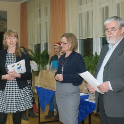 Przywitanie laureatów i zaproszonych gości przez koordynatorkę konkursu, Sylwię Mistewicz.