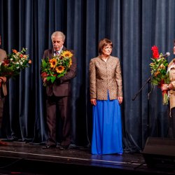 Jubileuszowe życzenia od p. Anny Soleckiej-Baci Przewodniczącej Komisji Kultury i Dziedzictwa Rady Miasta Zabrze, p. Jana Pawlucha Zastępcy Prezydenta Miasta Zabrze i p. Andrzeja Gąski  Naczelnika Wydziału Oświaty Urzędu Miejskiego w Zabrzu