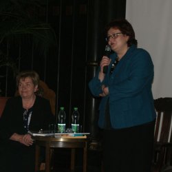 Wprowadzenie do spotkania, przedstawienie dokonań naukowych pani prof. H. Synowiec.